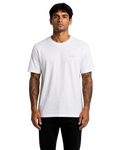 wit t-shirt, 180 gsm combed cotton, regular pasvorm, modelweergave voorzijde