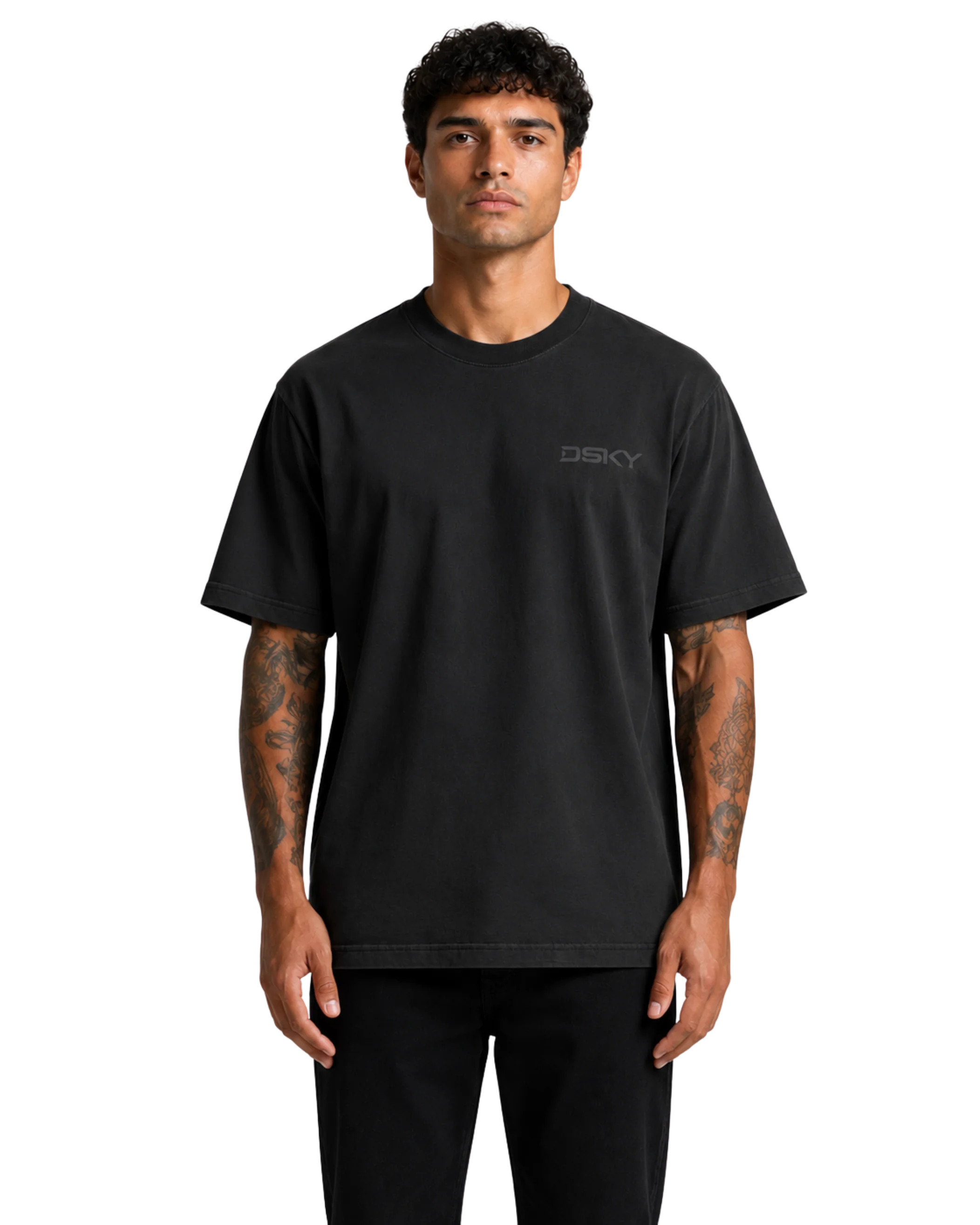 zwart heavyweight t-shirt, 280 gsm carded cotton, relaxed pasvorm, modelweergave voorzijde