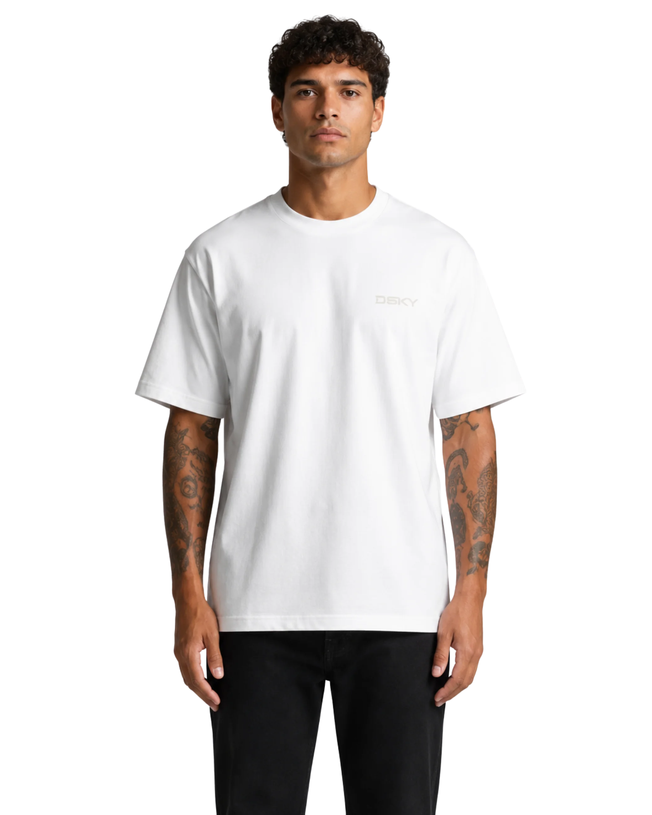 wit heavyweight t-shirt, 280 gsm carded cotton, relaxed pasvorm, modelweergave voorzijde
